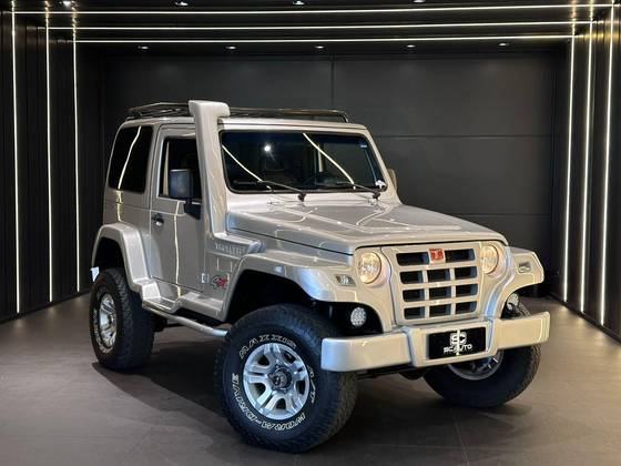 TROLLER T4 2012