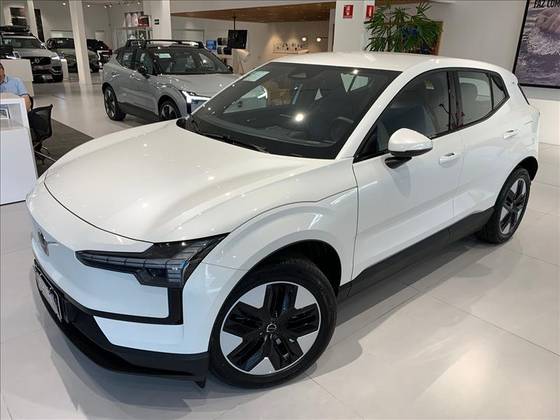 VOLVO EX30 2024
