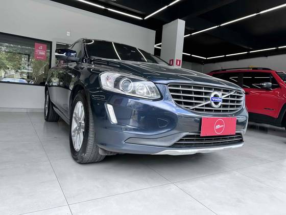 VOLVO XC60 2017
