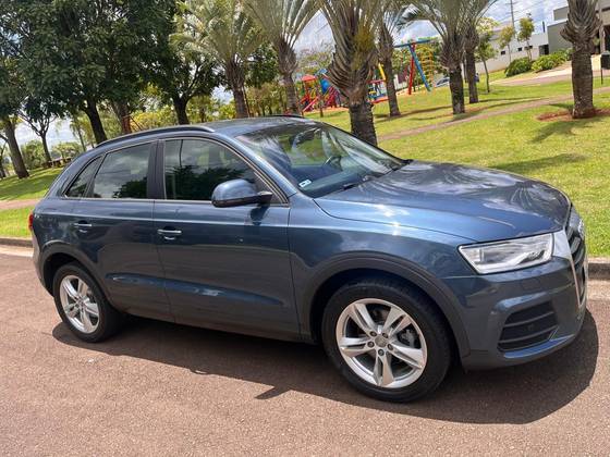 AUDI Q3 2017