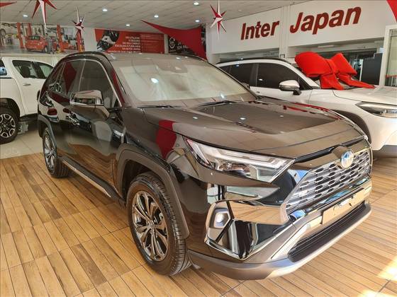 TOYOTA RAV4 2024