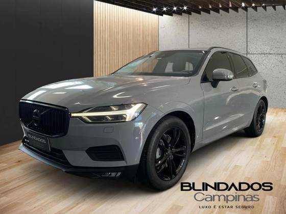 VOLVO XC60 2020