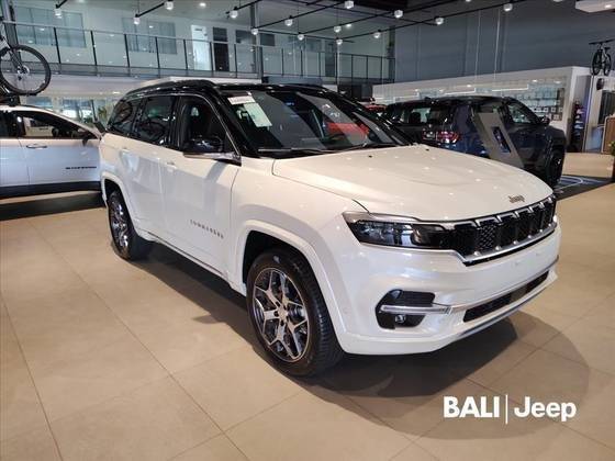 JEEP COMMANDER 2025