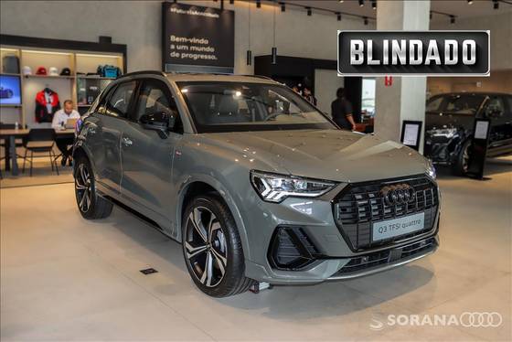 AUDI Q3 2024
