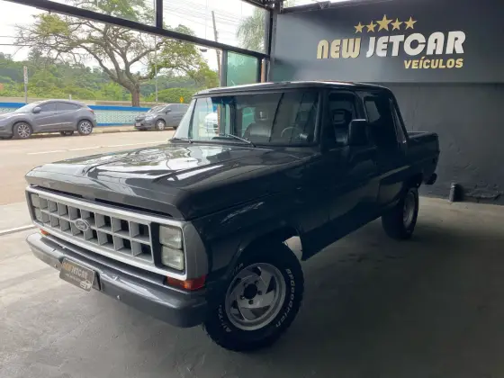 FORD F-1000 1986