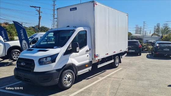 FORD TRANSIT 2024
