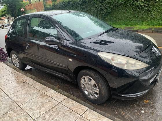 PEUGEOT 207 2011