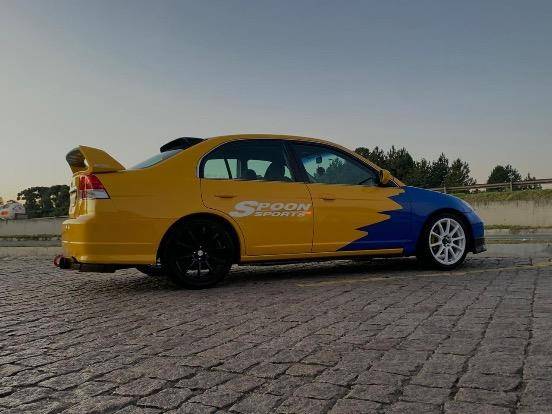 HONDA CIVIC 2004