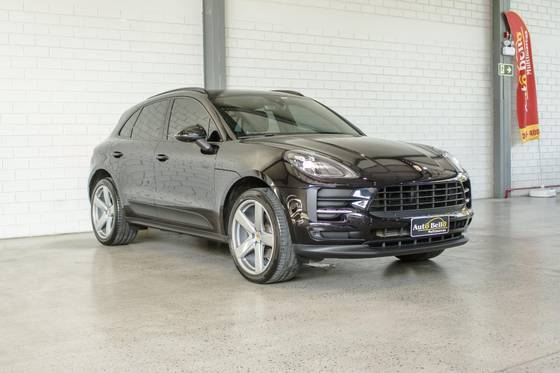 PORSCHE MACAN 2021