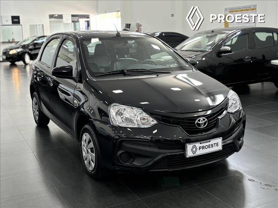 TOYOTA ETIOS 2018