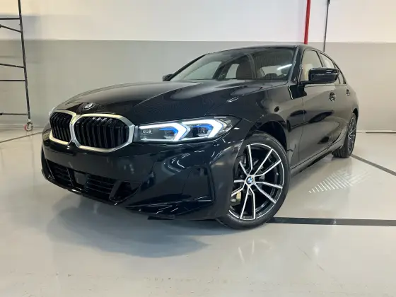 BMW 320i 2025