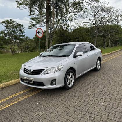 TOYOTA COROLLA 2014