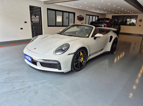 PORSCHE 911 2024