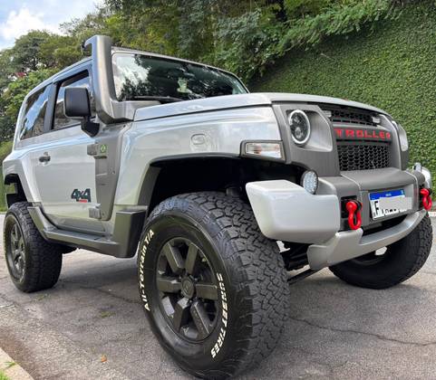 TROLLER T4 2015