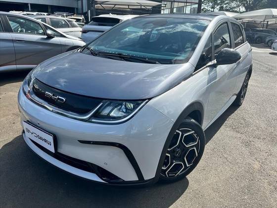 BYD DOLPHIN 2025