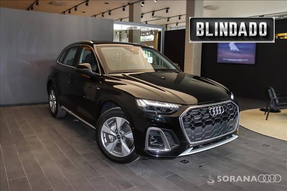 AUDI Q5 2024