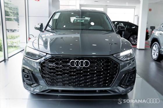AUDI Q5 2024