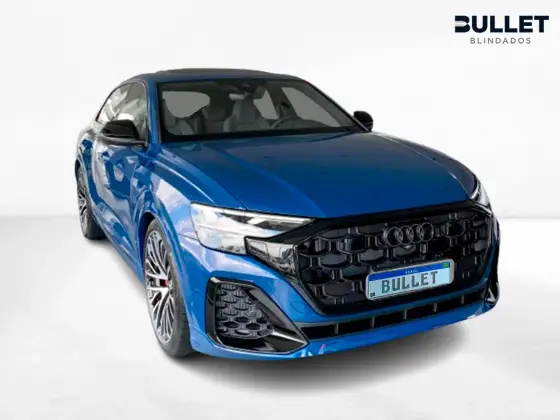 AUDI Q8 2025