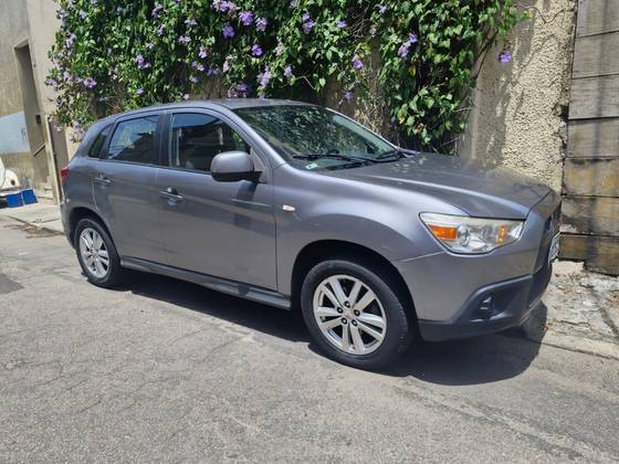 MITSUBISHI ASX 2011