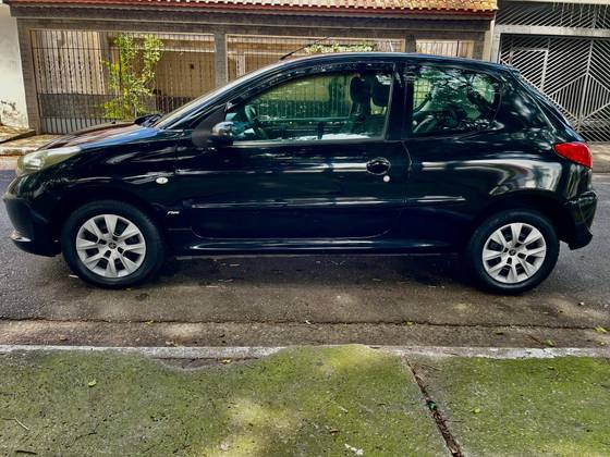 PEUGEOT 207 2009