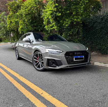 AUDI A5 2023
