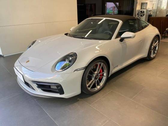 PORSCHE 911 2023