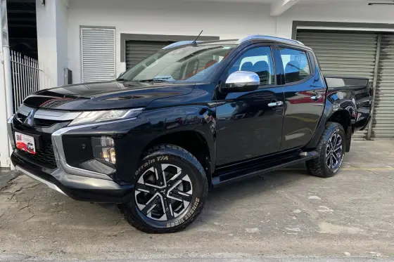 MITSUBISHI L200 TRITON 2023