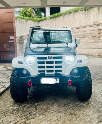 TROLLER T4 2010