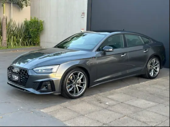 AUDI A5 2024