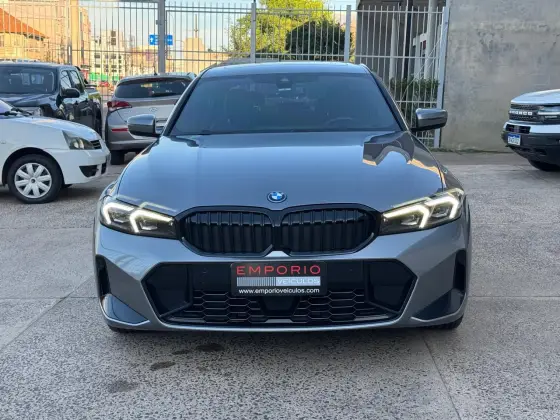 BMW 330e 2023
