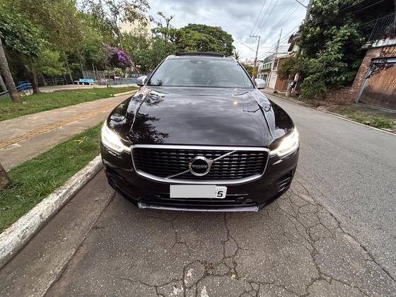 VOLVO XC60 2018