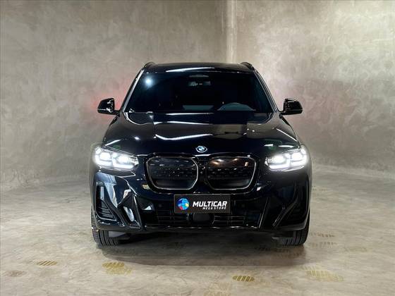 BMW iX3 2023