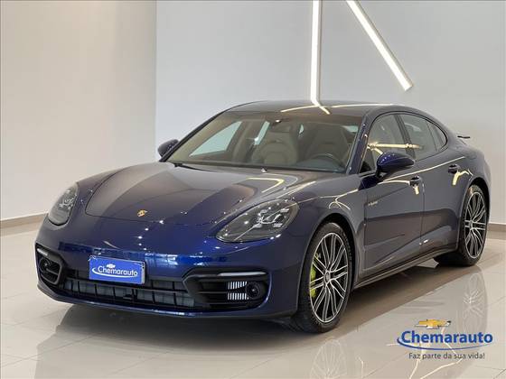 PORSCHE PANAMERA 2021