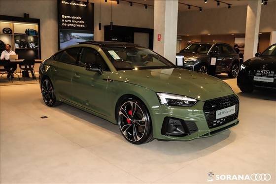 AUDI A5 2025