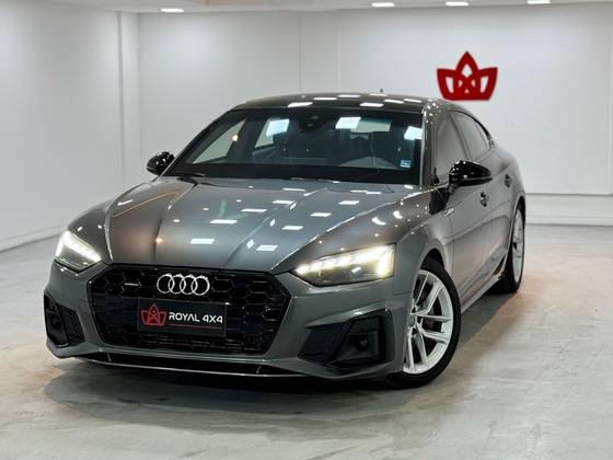AUDI A5 2021