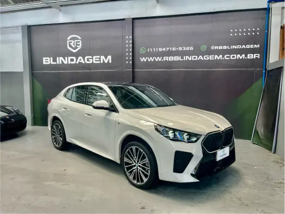 BMW X2 2025