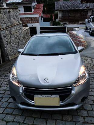 PEUGEOT 208 2014