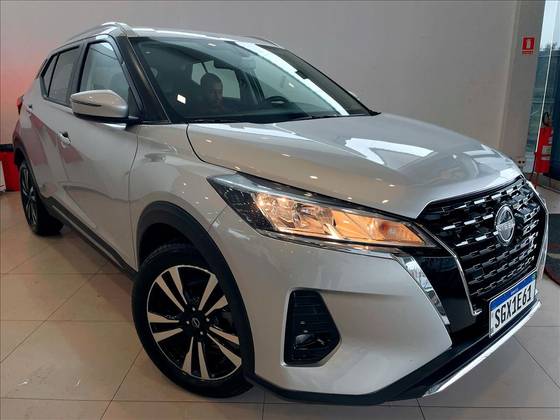 NISSAN KICKS 2024