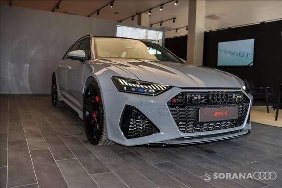 AUDI RS6 2025