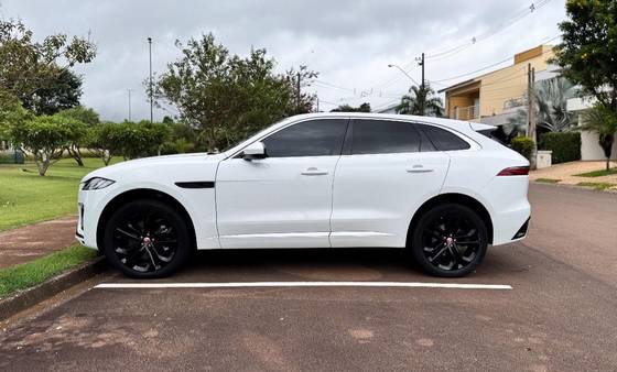 JAGUAR F-PACE 2023