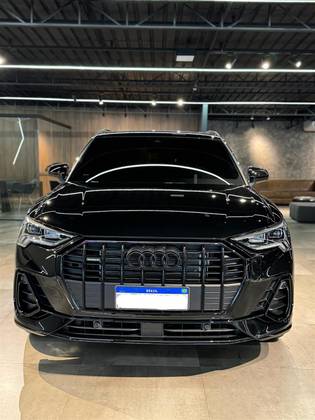 AUDI Q3 2024