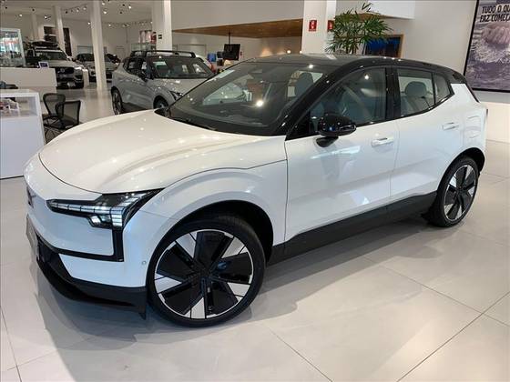 VOLVO EX30 2024