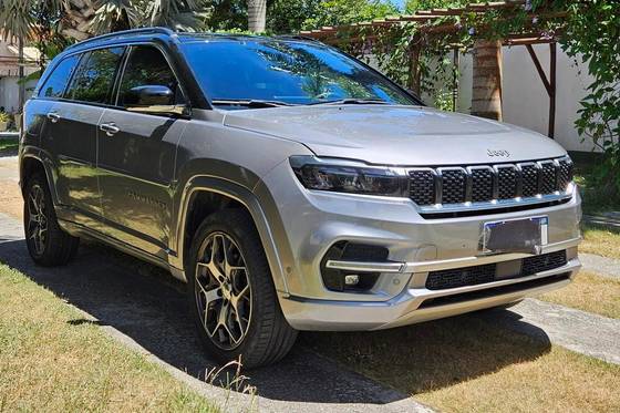 JEEP COMMANDER 2022