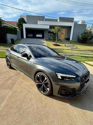 AUDI A5 2024