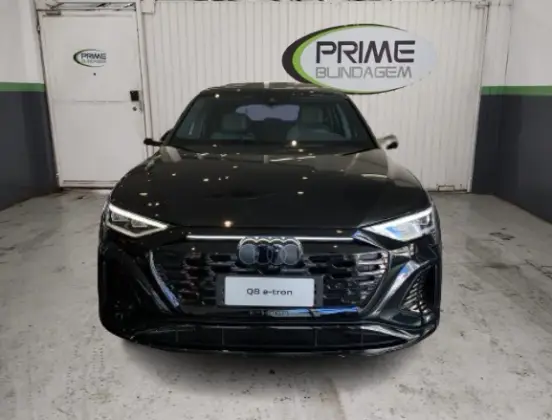 AUDI Q8 E-TRON 2024