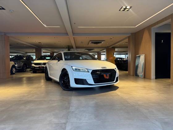 AUDI TT 2015