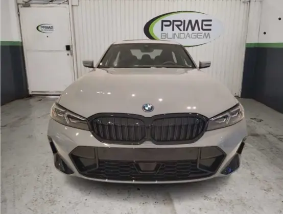 BMW 330e 2024