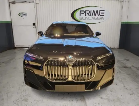 BMW i7 2024