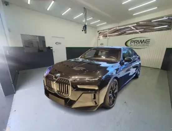 BMW i7 2024