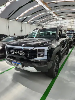 BYD SHARK 2025